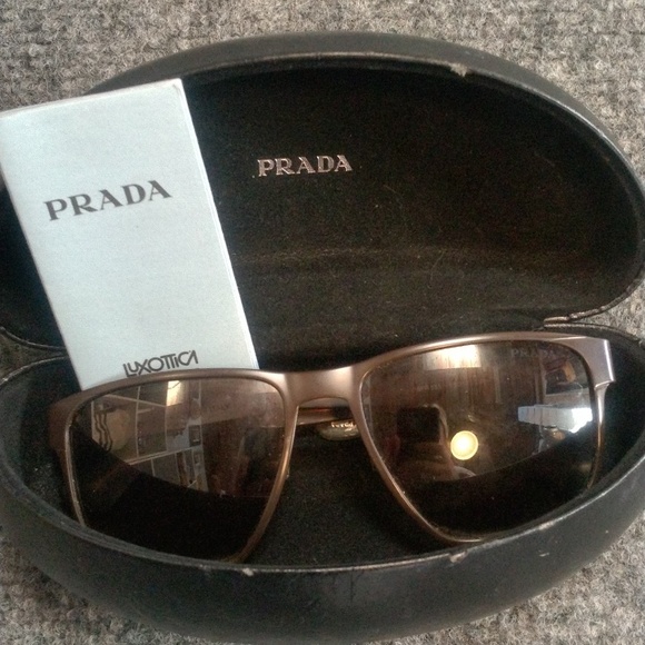 Prada sunglasses for men - Picture 4 of 4